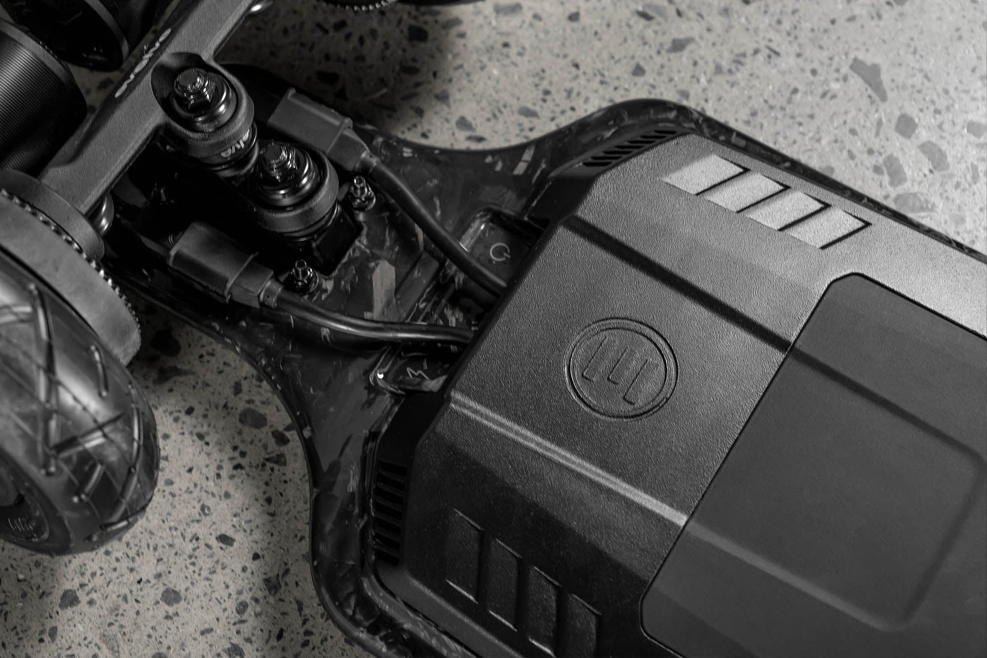 Diablo Carbon 2-in-1